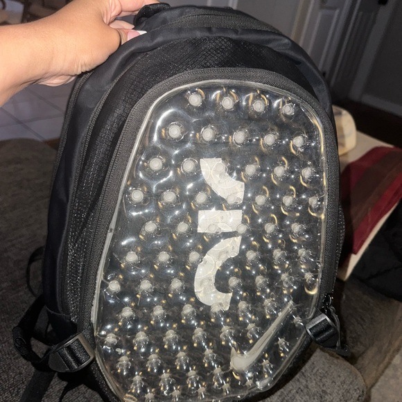 Nike backpack 17L - Picture 3 of 6